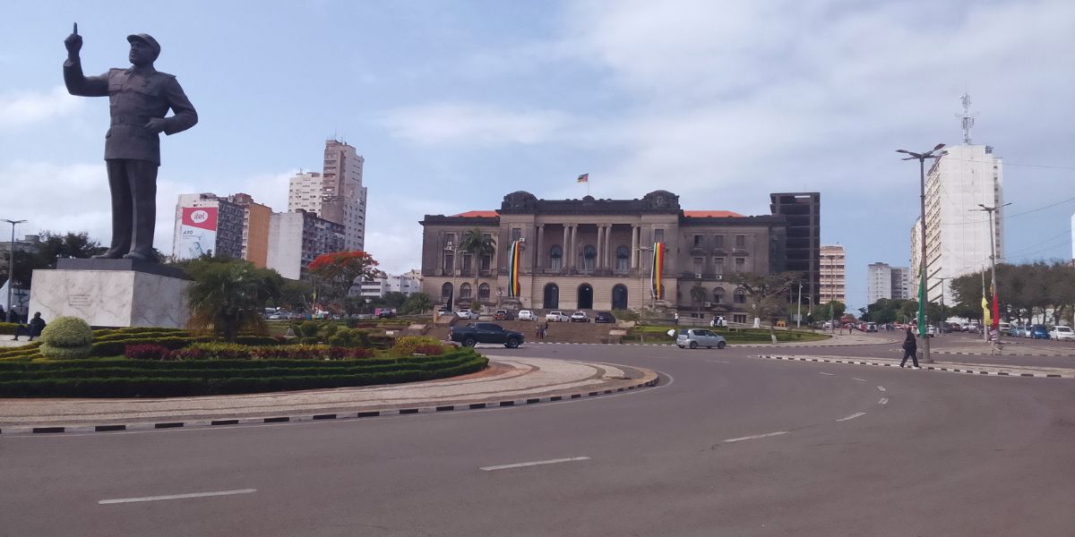 Melhores Horários para Visitar a Praça da Independência de Maputo
