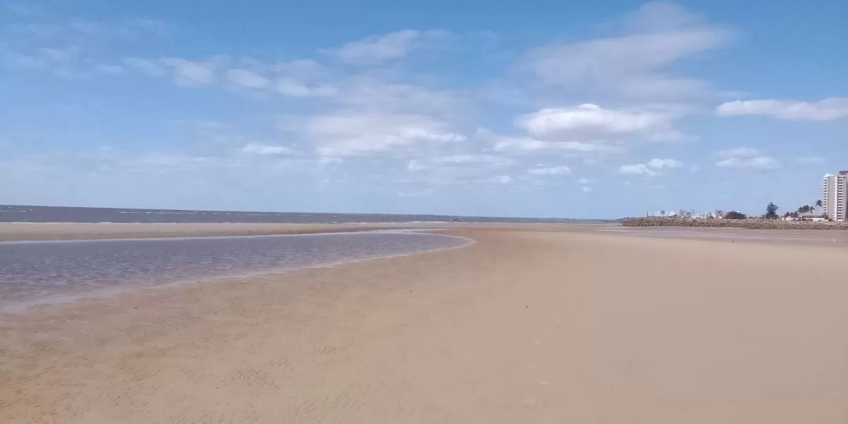 Imagem da galeria para praia-da-costa-do-sol